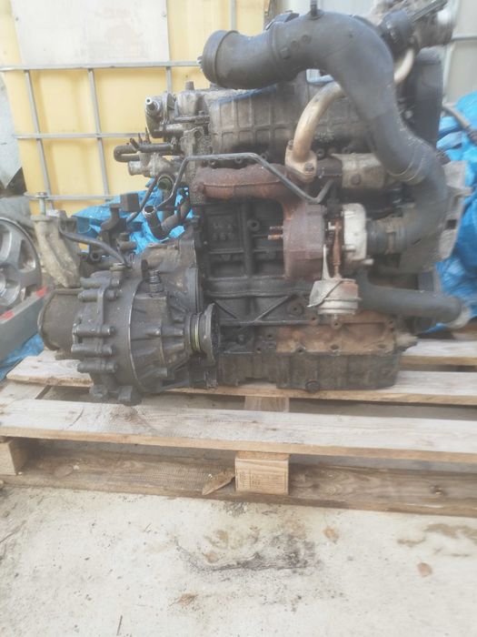 silnik ze skrzynią biegów 1.9TDI 110KM,