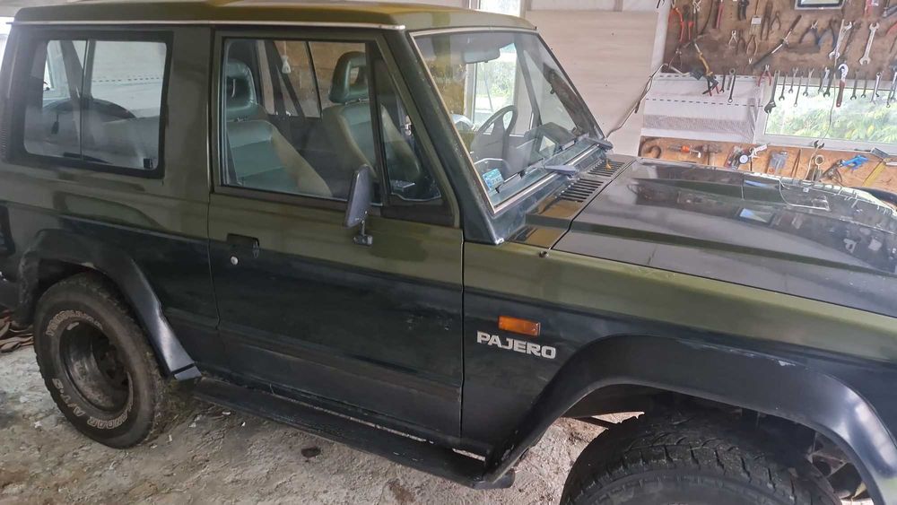 Mitsubishi pajero 2.5 d 4x4 klimatyzacja.