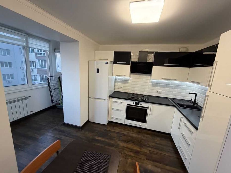 Здам сучасну 1-кім в новому будинку по 600-річчя. СВІТЛО НЕ ВИМИКАЮТЬ