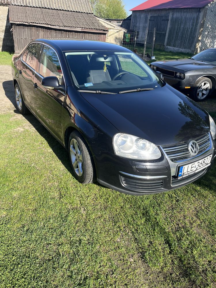 Witam . Mam do sprzedania samochod volkswagen jetta