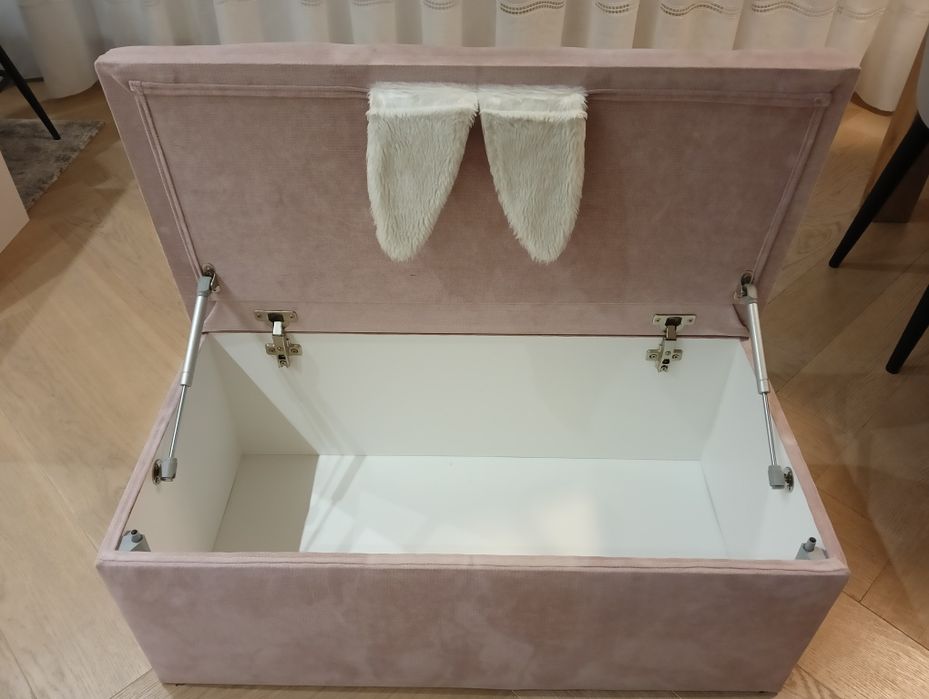 Skrzynia, pufa, kufer z uszami królika, kolor - pudrowy róż