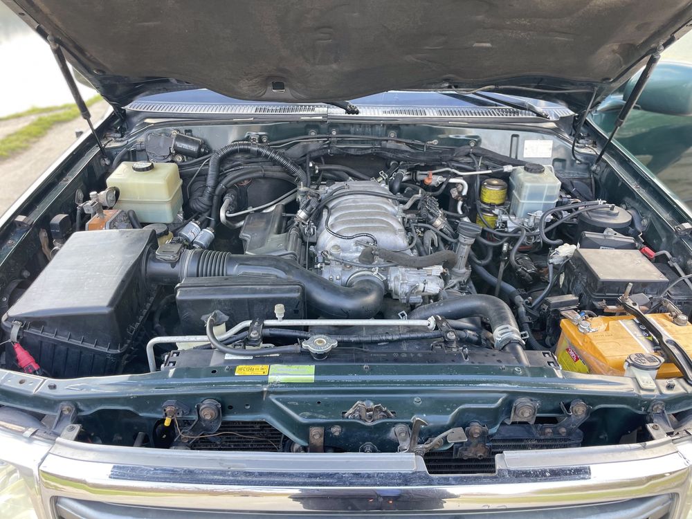 Продам Toyota Land Cruiser 4.7 газ/бензин