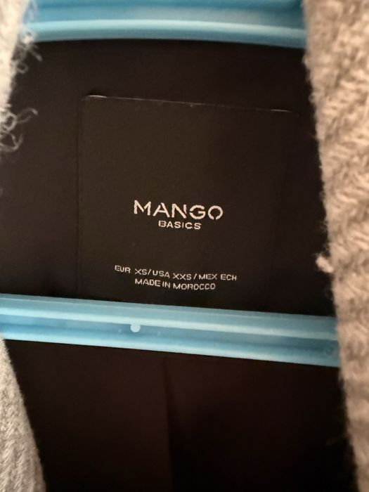 Пальто тепле Mango