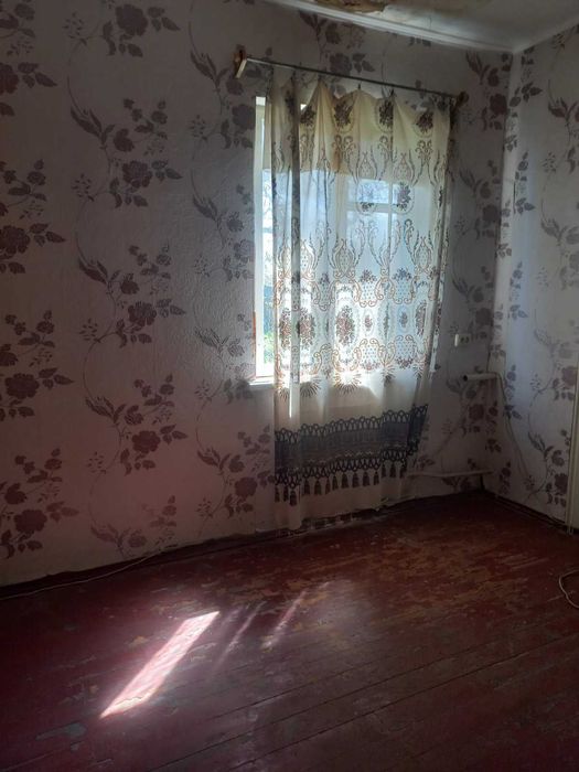 Продаж добротного будинку із земельною ділянкою в с. Шевченкове