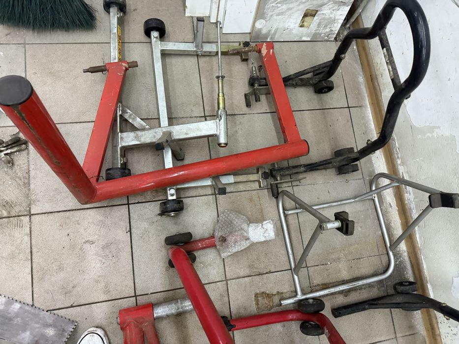 Podnosnik motocyklowy podstawka
