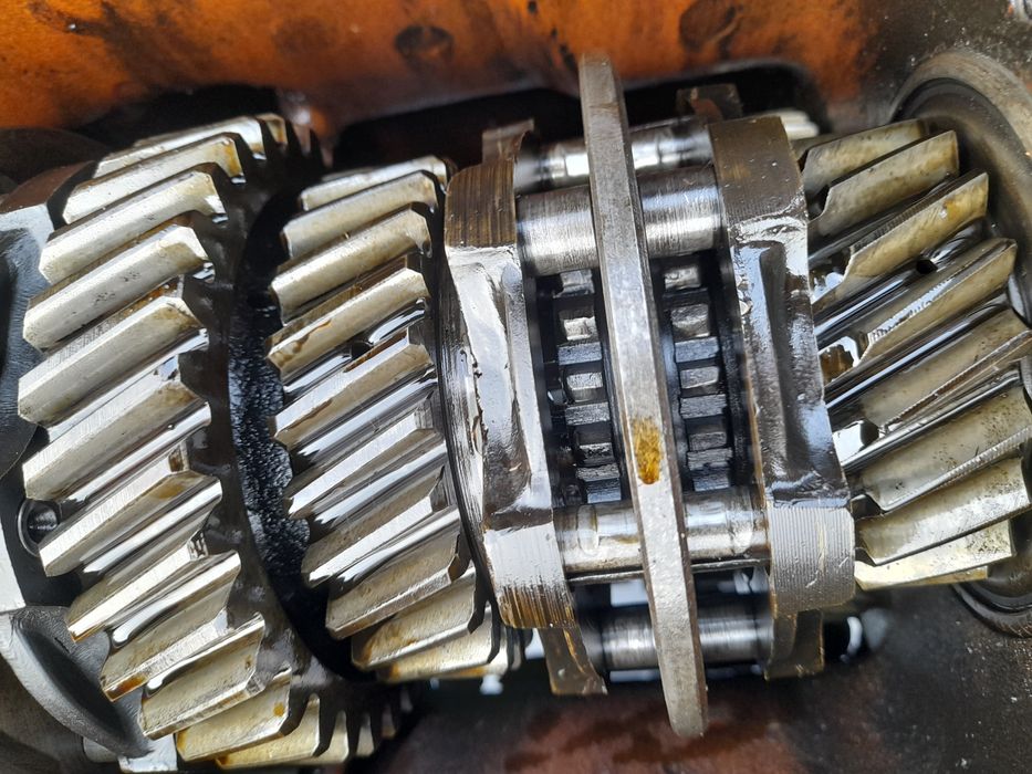 Коробка КПП ЗІЛ-130 131 + ком + НШ + клапан