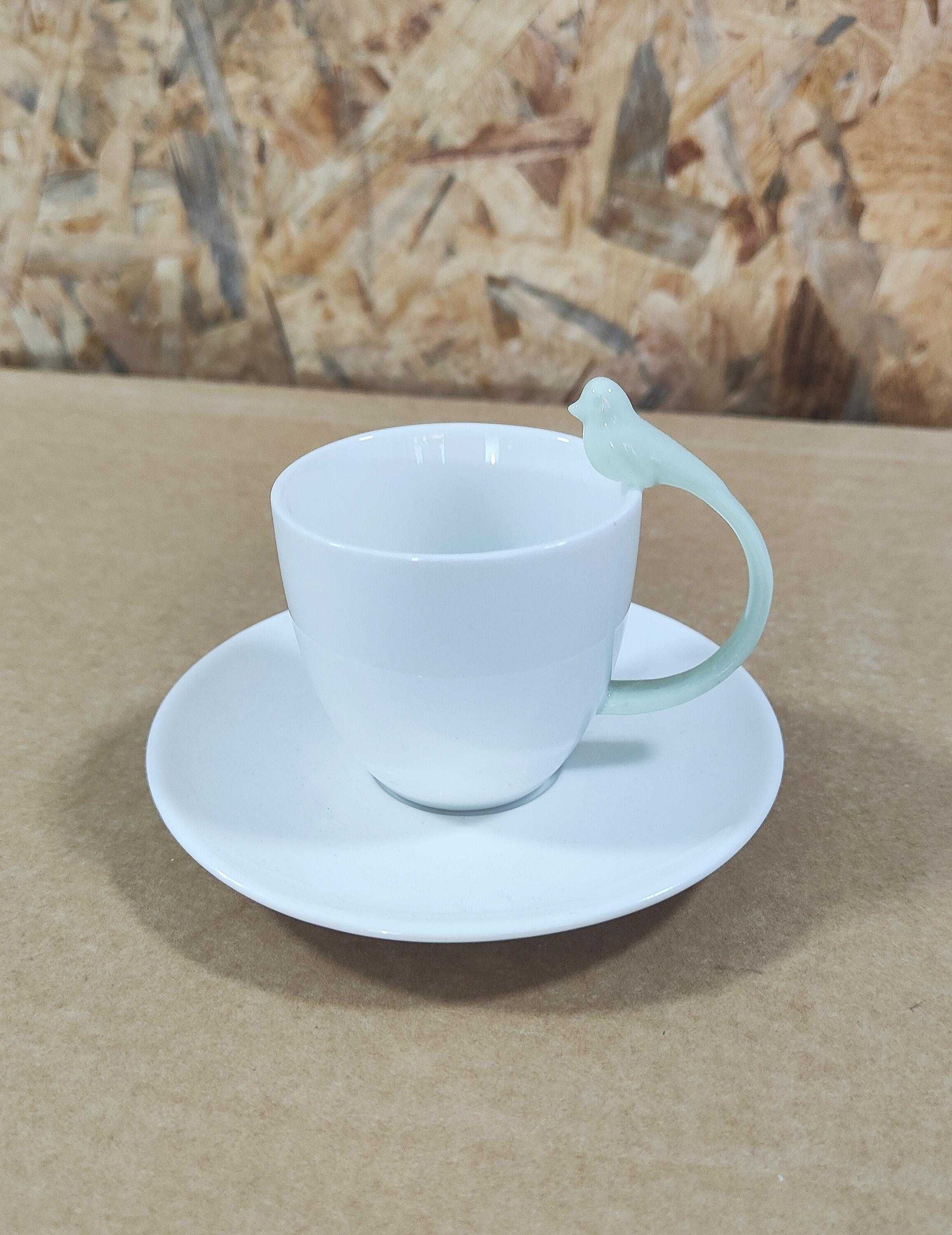 Conjunto de Duas Chávenas com Pires