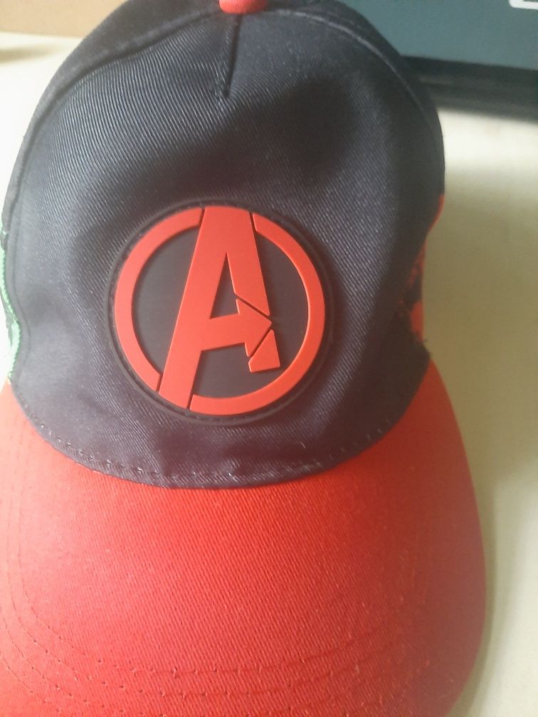 Czapka z daszkiem avengers