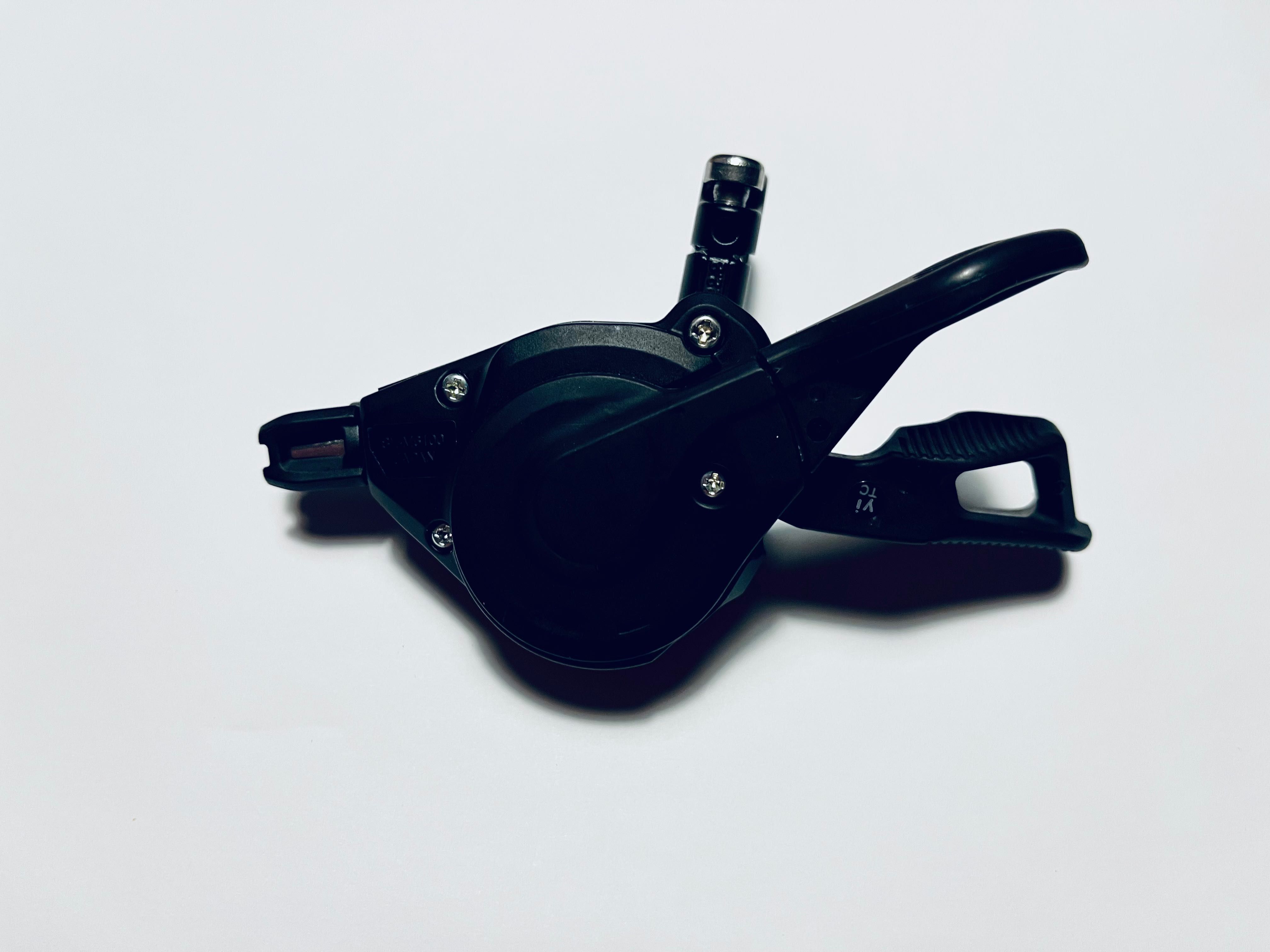Shimano Deore M6100 / 1x12 / 2x12 / manetka przerzutki/ obejma prawa