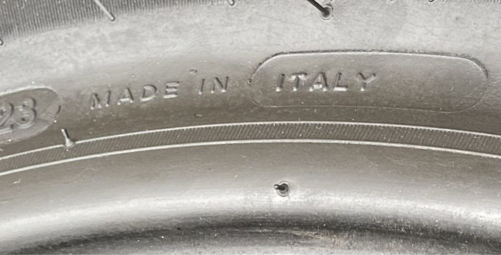 Броньовані 255-720R490 Michelin Mercedes W222 W223 літні Бронированные