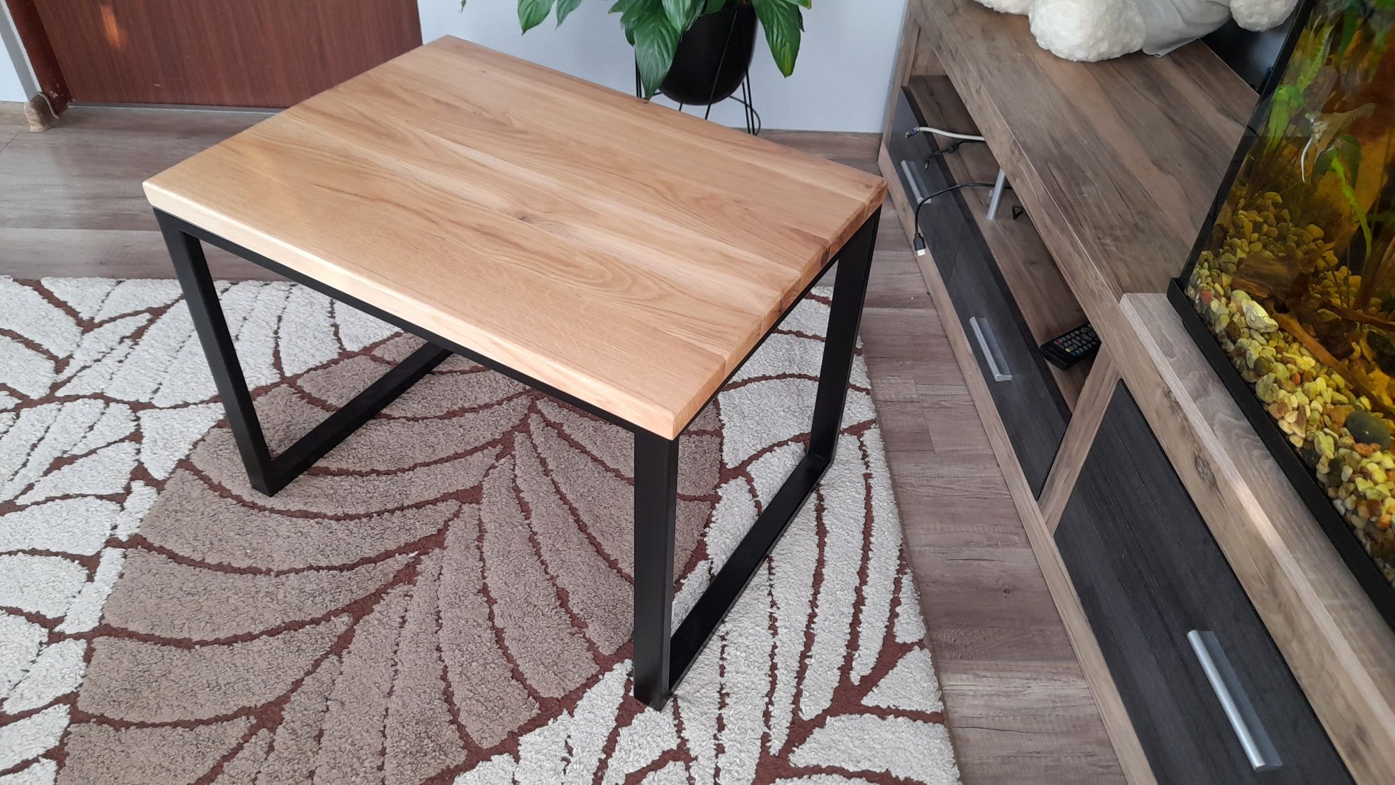 Stolik kawowy loft z litego drewna dębowego