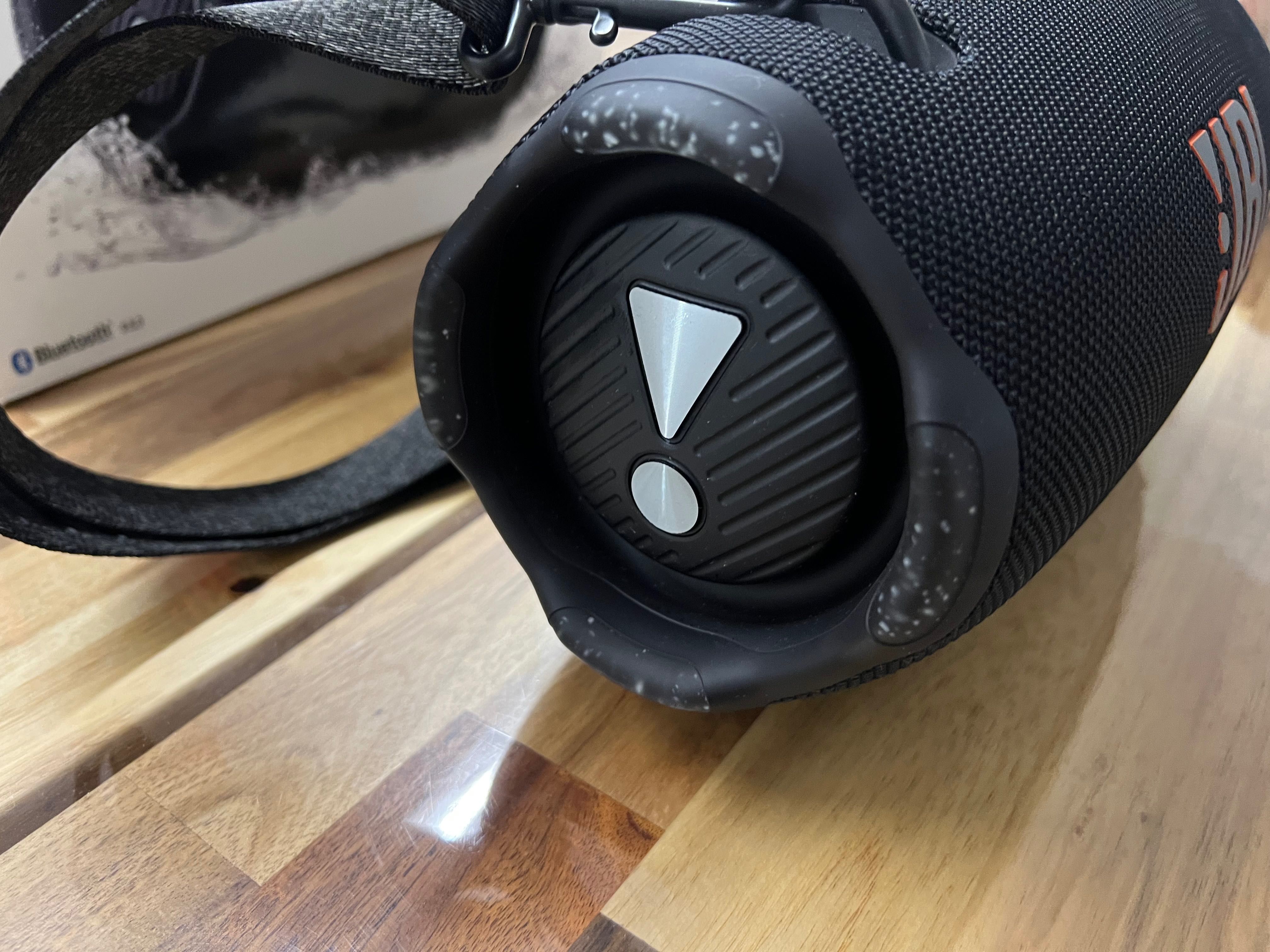 Jbl xtreme 4 . .