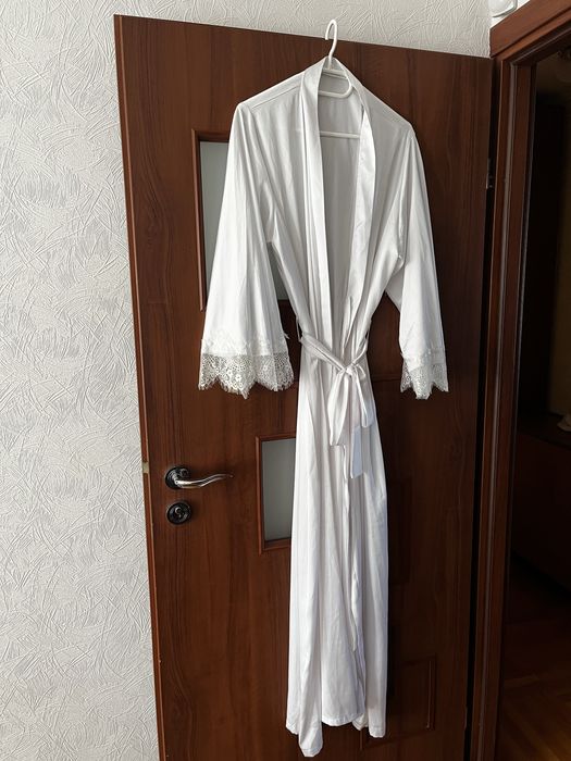 Халат для весільної фотосесії