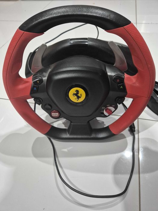 Kierownica wyścigowa Thrustmaster Ferrari  Xbox One