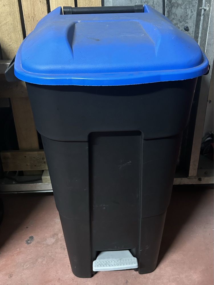 Contentores reciclagem