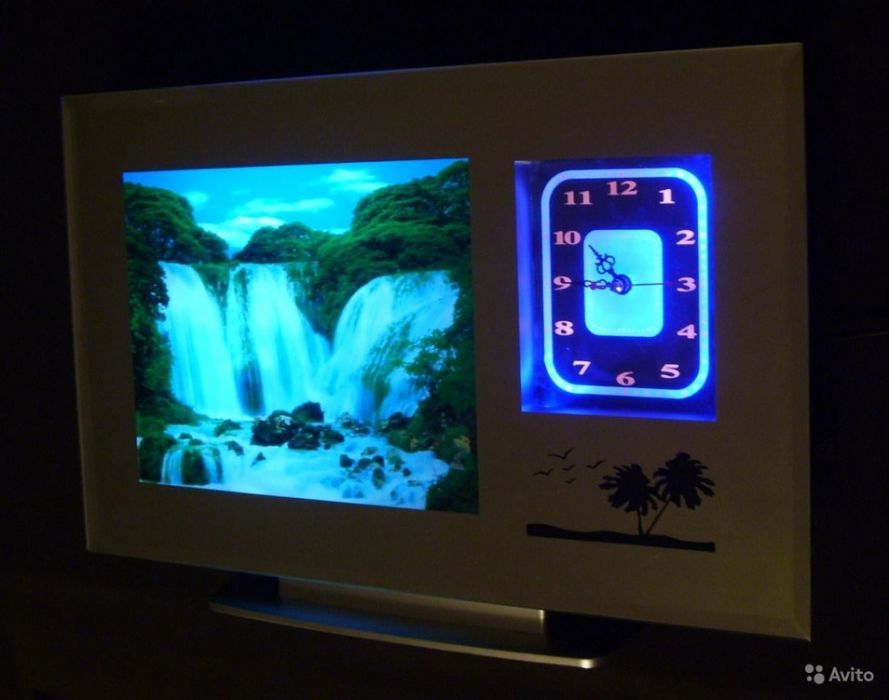 Часы- картина с подсветкой "Водопад" с часами.