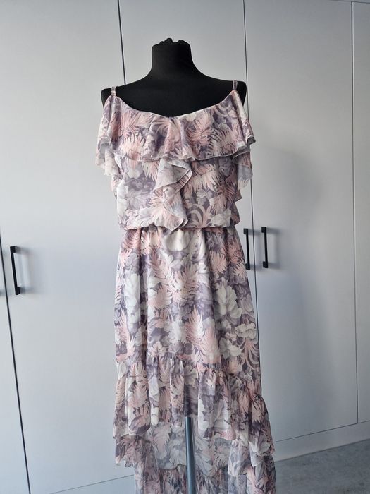 Kobieca asymetryczna sukienka na ramiączkach s