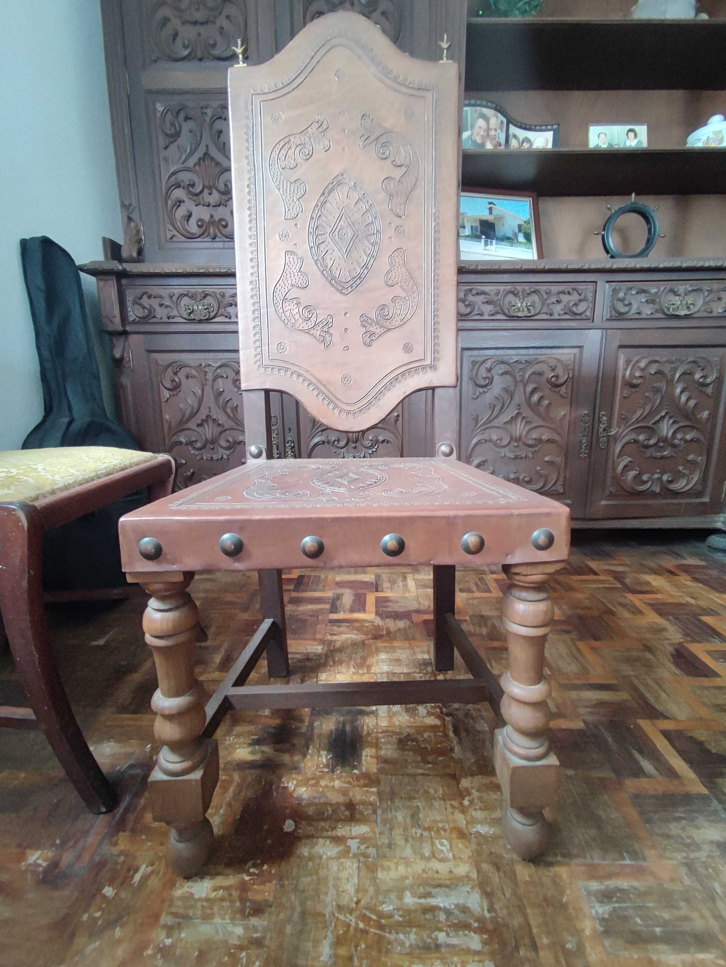 Mesa Jantar Madeira maciça Luis XV + 16 Cadeiras