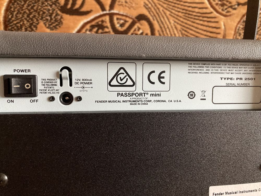 Портативний комбопідсилювач Fender Passport Mini Amp PR 2501 + адаптер
