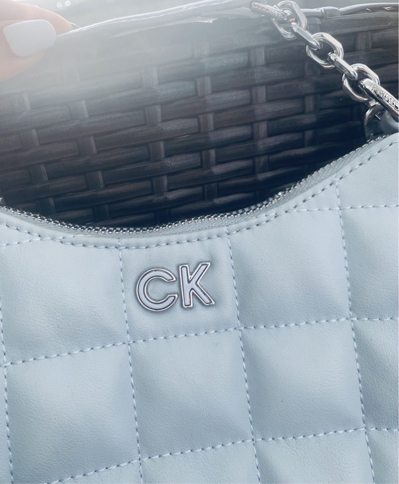 Torebka Calvin Klein mała mini bag mk błekitna ck do ręki kors