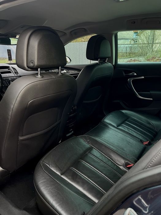 Opel Insignia Sports Tourer 2009 1.6