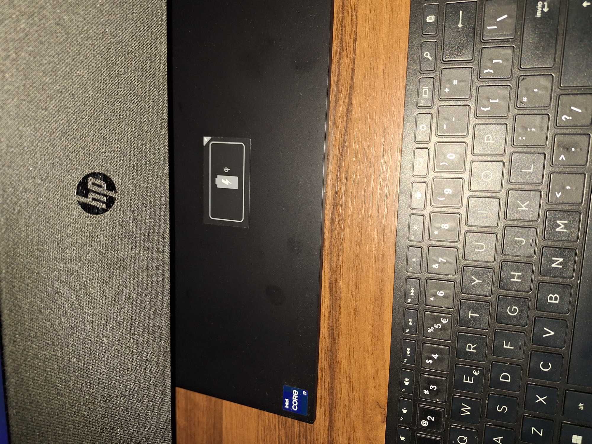 Komputer all in one hp 32 cale i7 12 gen