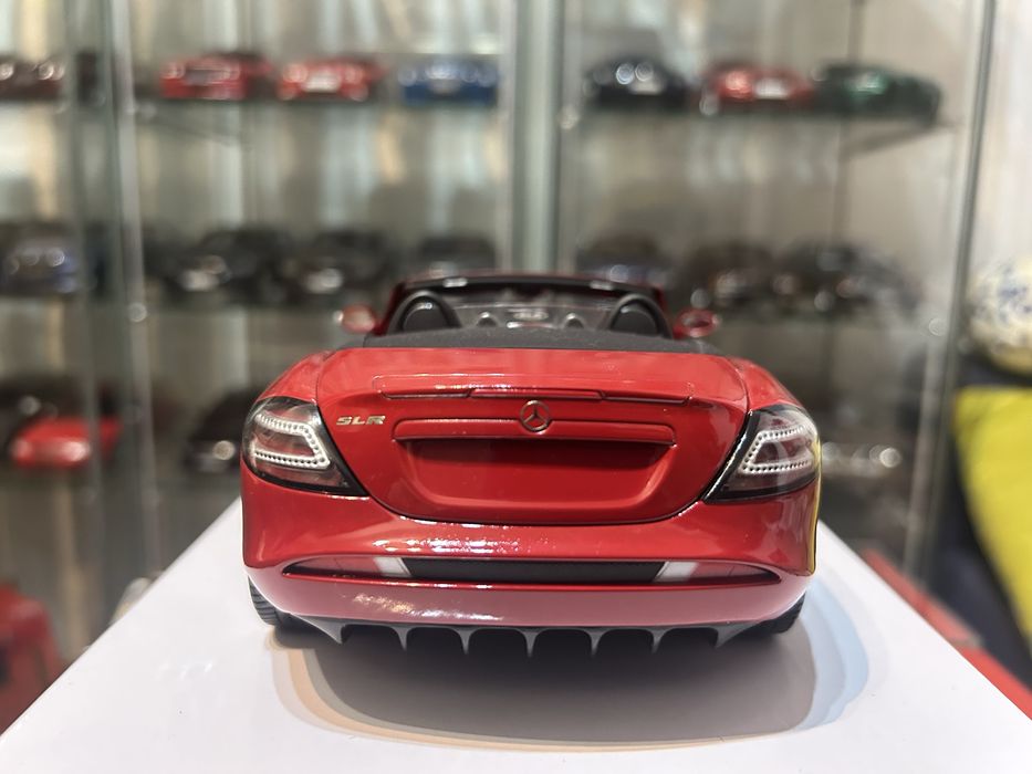 Mercedes SLR McLaren roadster 1:18 Minichamps (CMC Autoart)