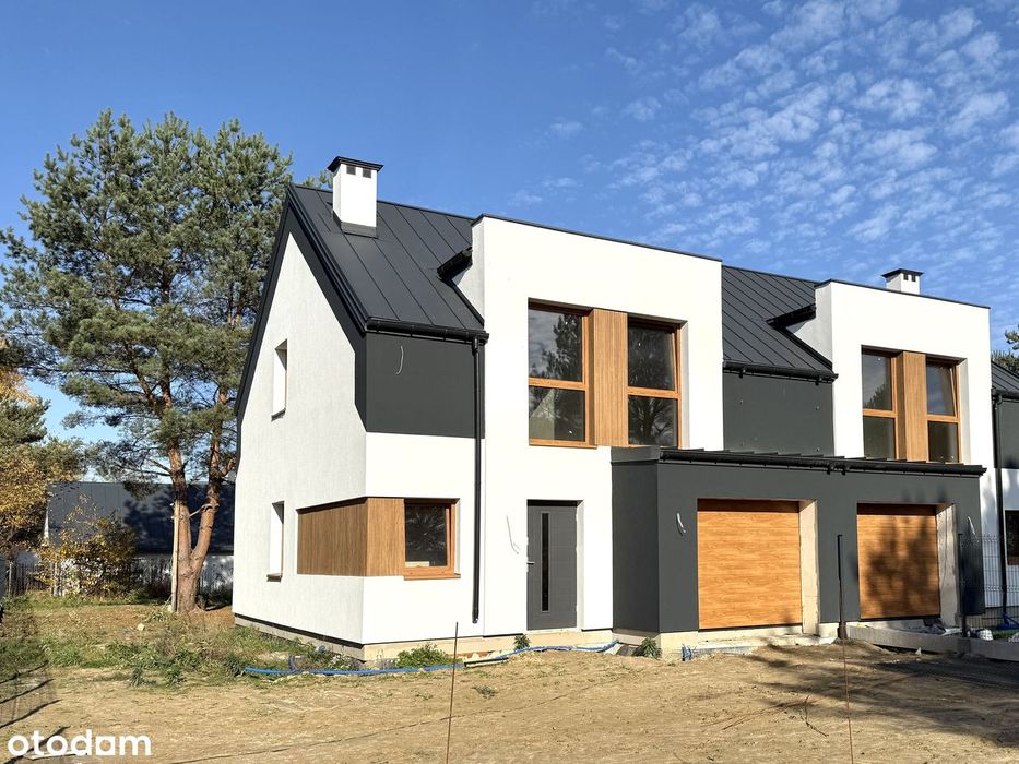 Przestronny bliźniak, na dużej działce.