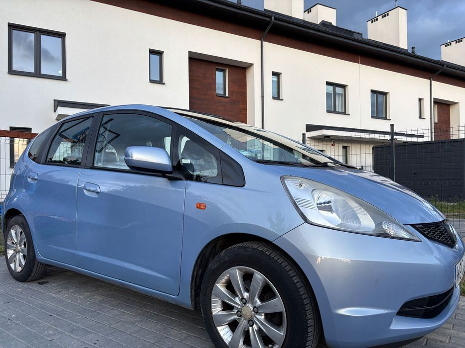 Honda Jazz Honda Jazz, niski przebieg. Komplet kół z oponami gratis! Super auto!