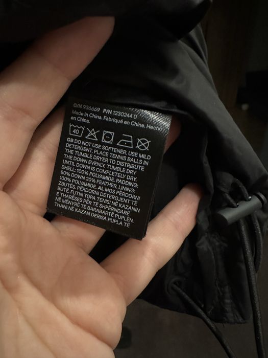 Пуховик чорний h&m