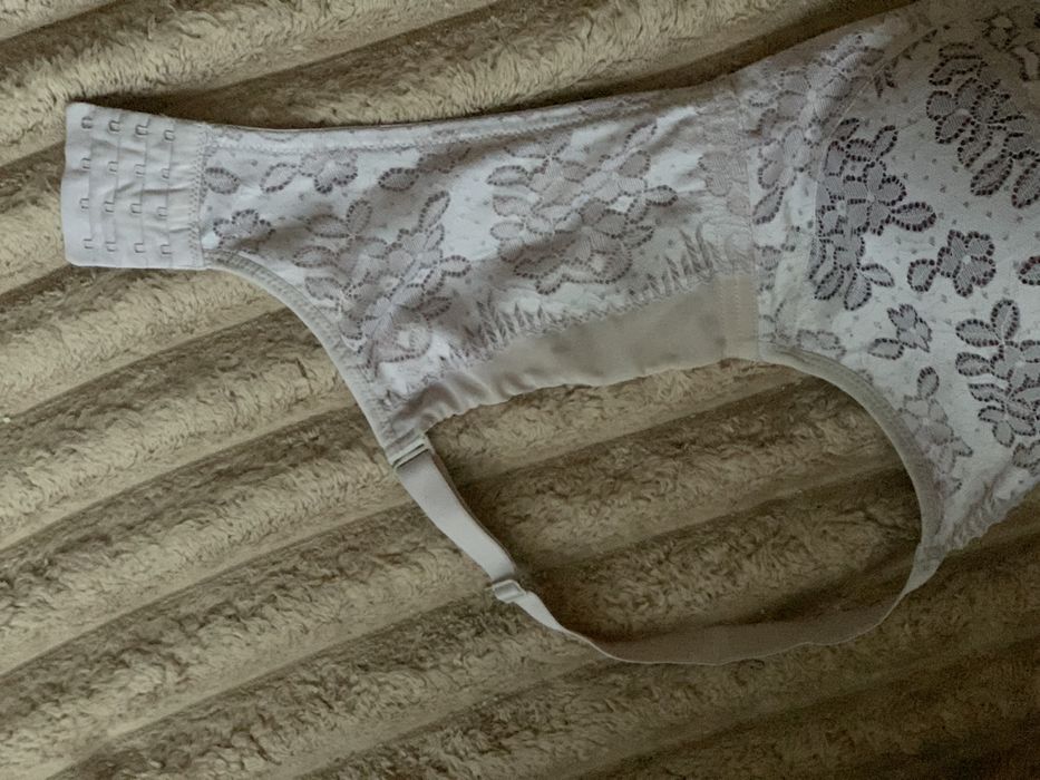 Бюстгальтер- лифчик 95Е