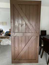 Drzwi drewniane przesuwne loft