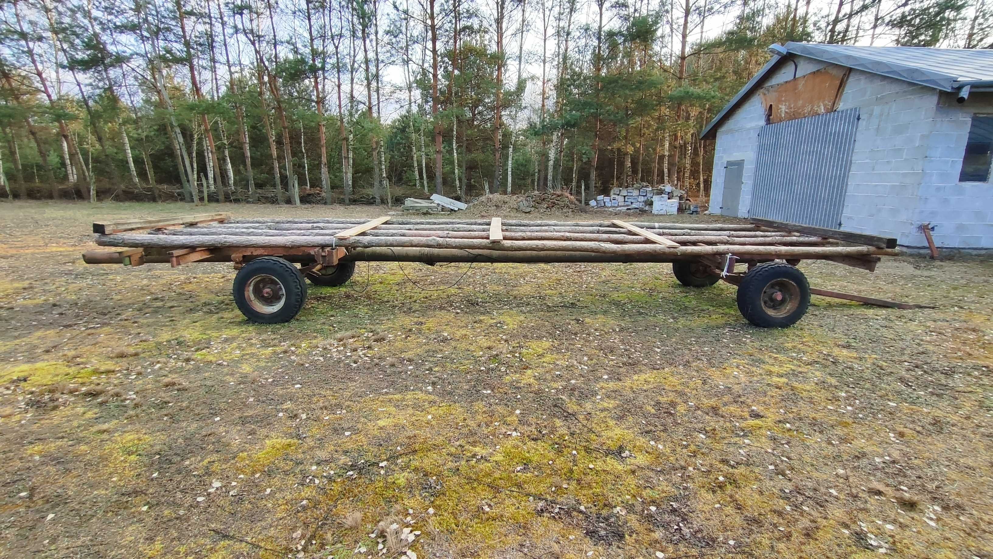 Sprzedam przyczepę dłużyce do balotów .