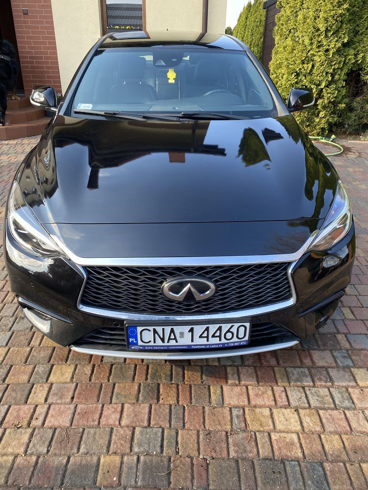 Sprzedam INFINITI Q30 mozliwosc zamiany