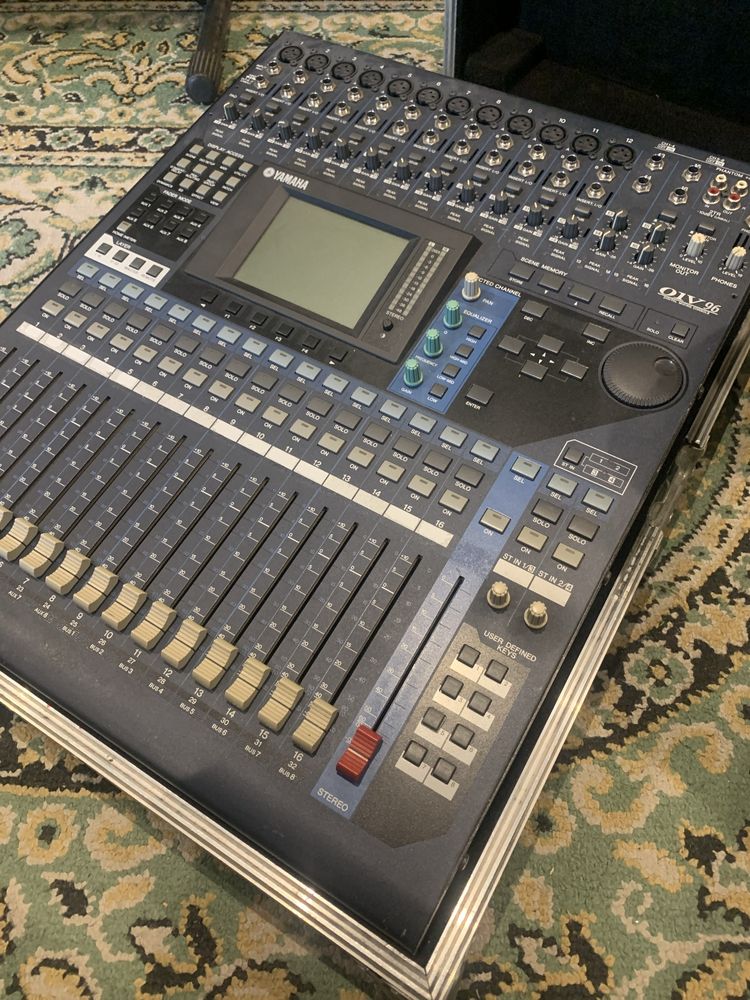Mesa Yamaha 01V96