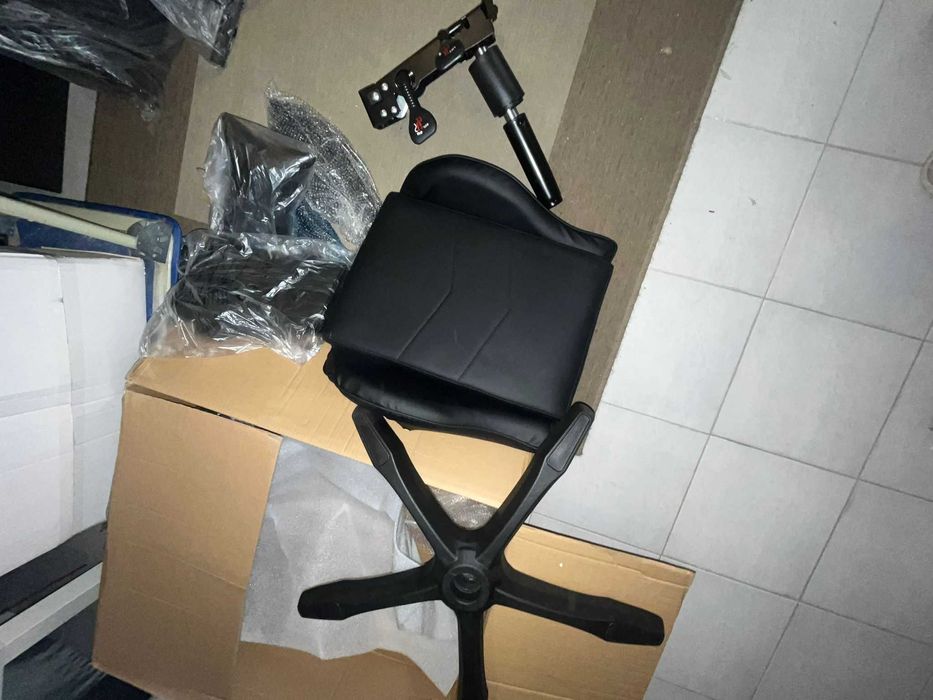 Cadeira Gaming Kubo Preta (na caixa/3 anos garantia)