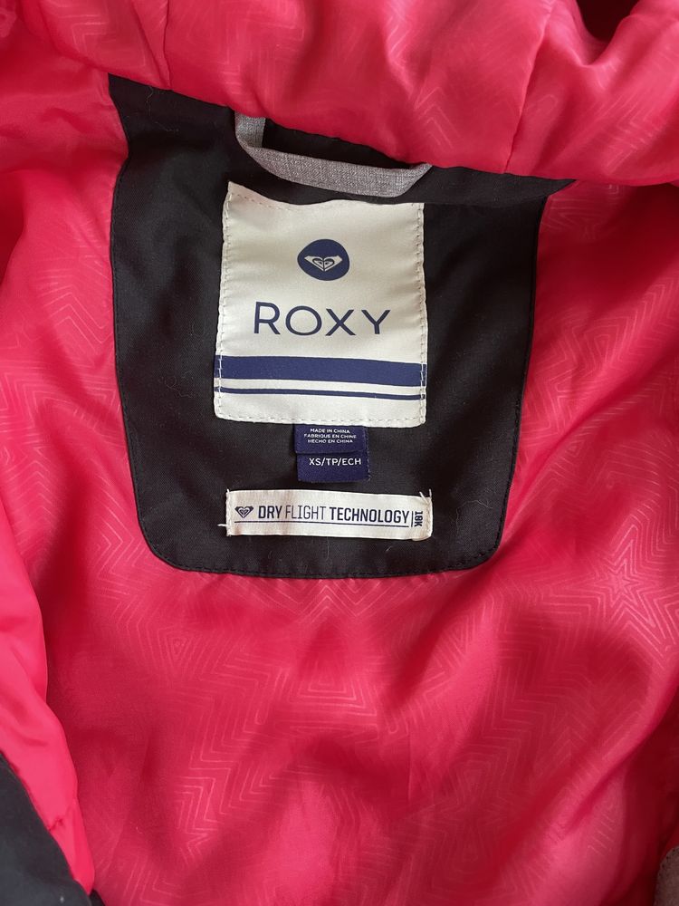 Лижні сноуборд куртки жіночі Burton та Roxy s-xs