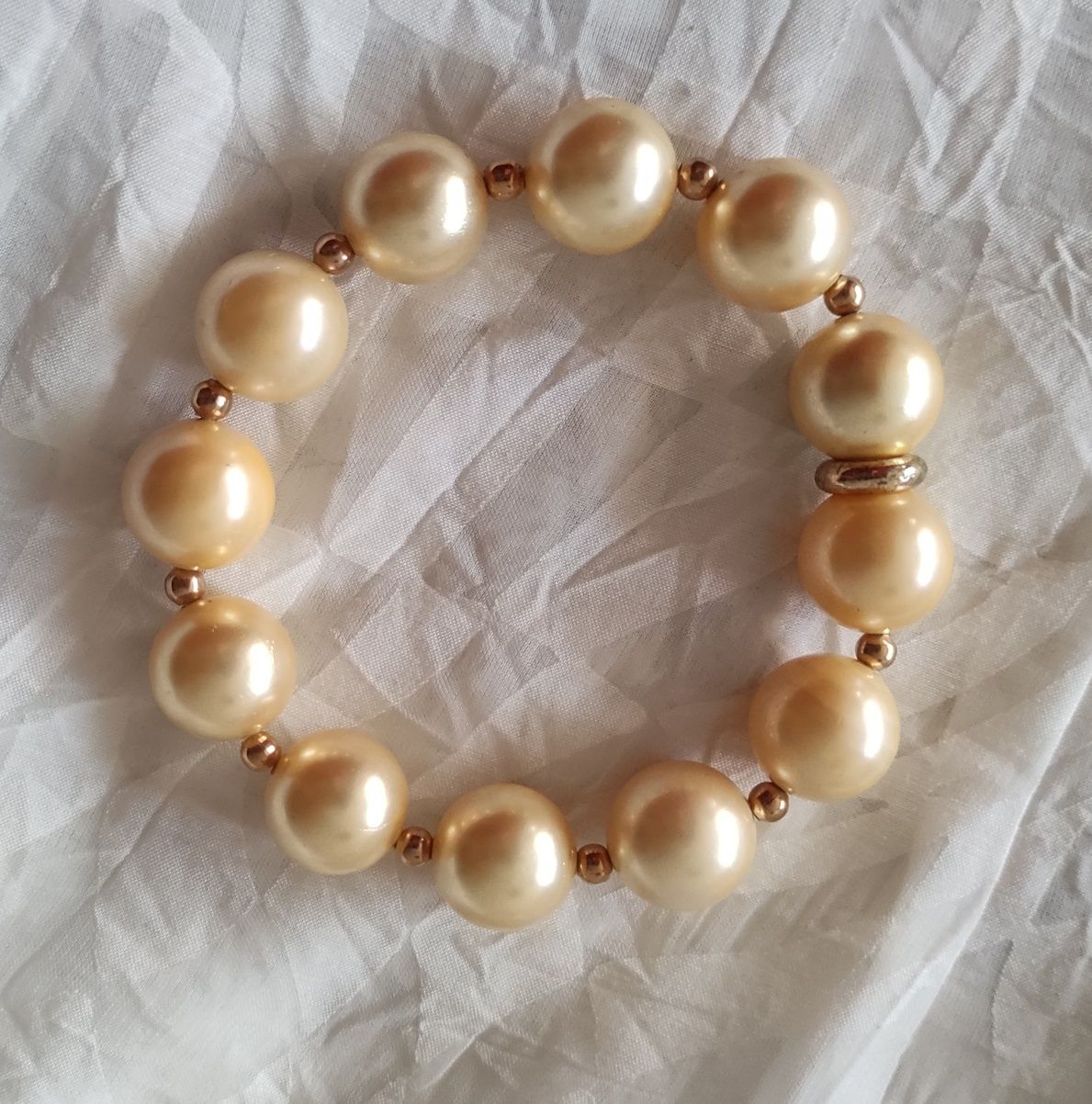 Bransoletka z beżowymi perłami Majorka
