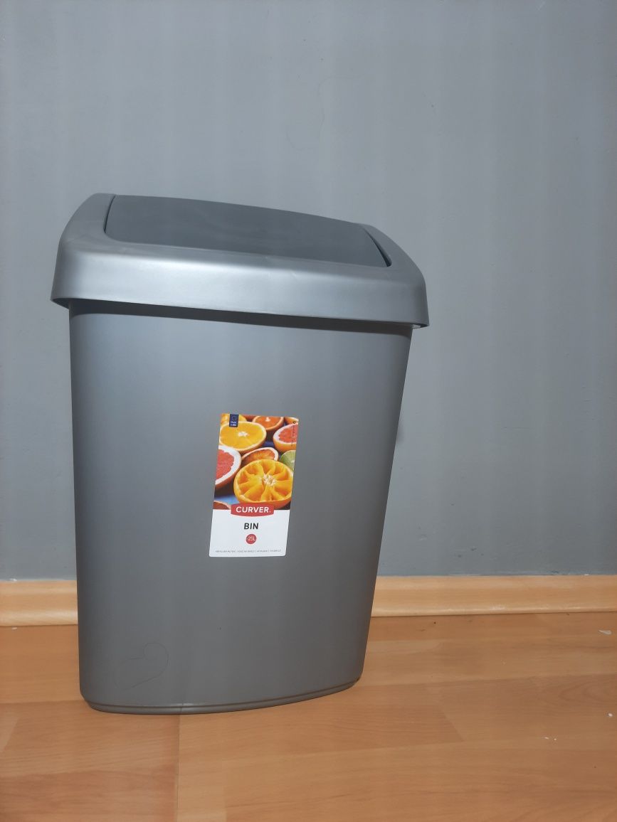 Kosz na śmieci Curver 25l szary