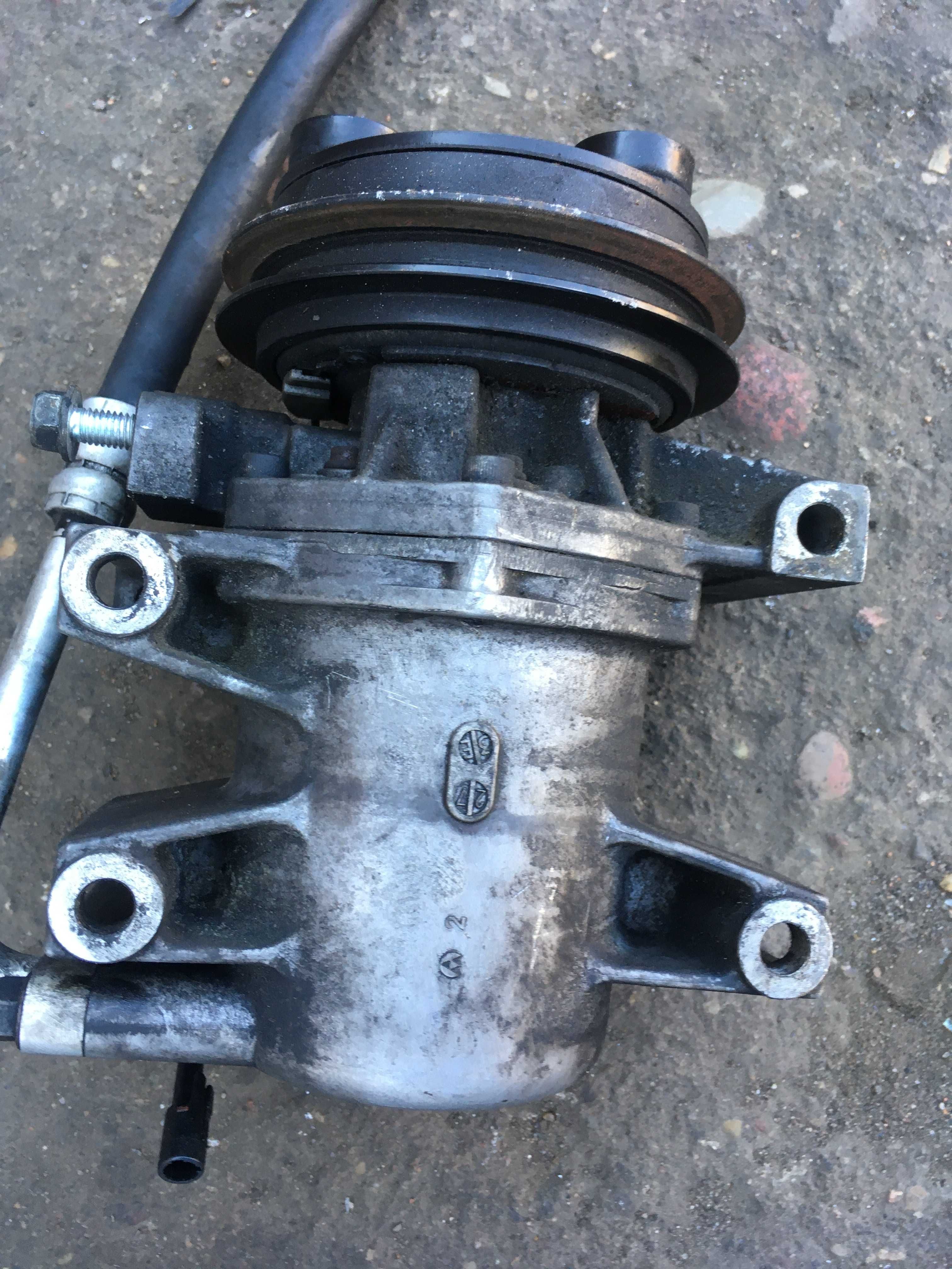 sprężarka klimatyzacji isuzu D-Max 2,5 163 KM 14 rok