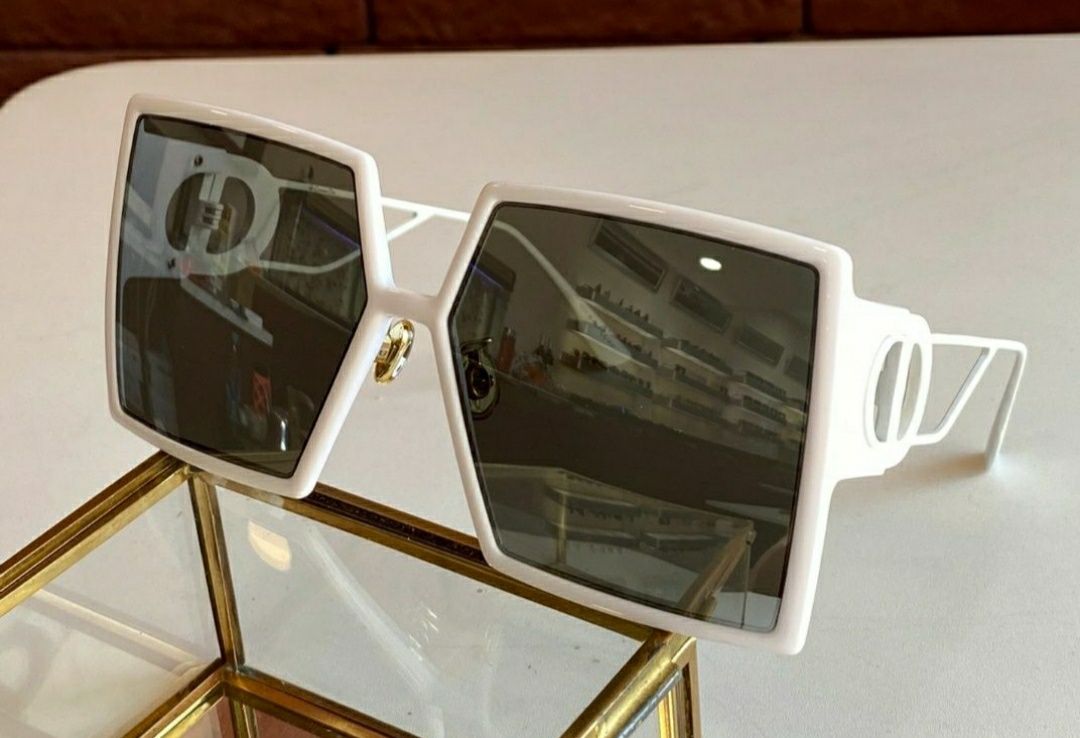 Dior Montaigne okulary kwadratowe kwadraty białe lustrzanki sale