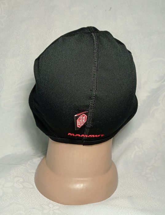 Шапка, подшлемник Mammut Windstopper р. 55-56. Италия.