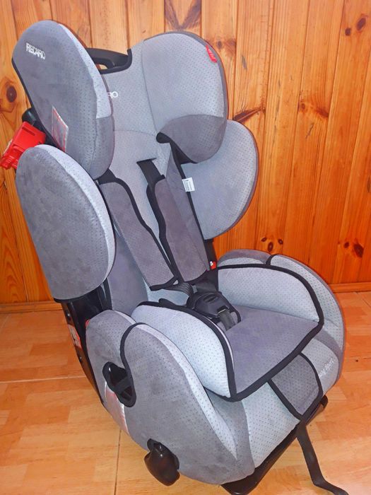 Автокрісло  Recaro Young Sport  Hero (Рекаро) Группа 2-3 (9-36 кг)