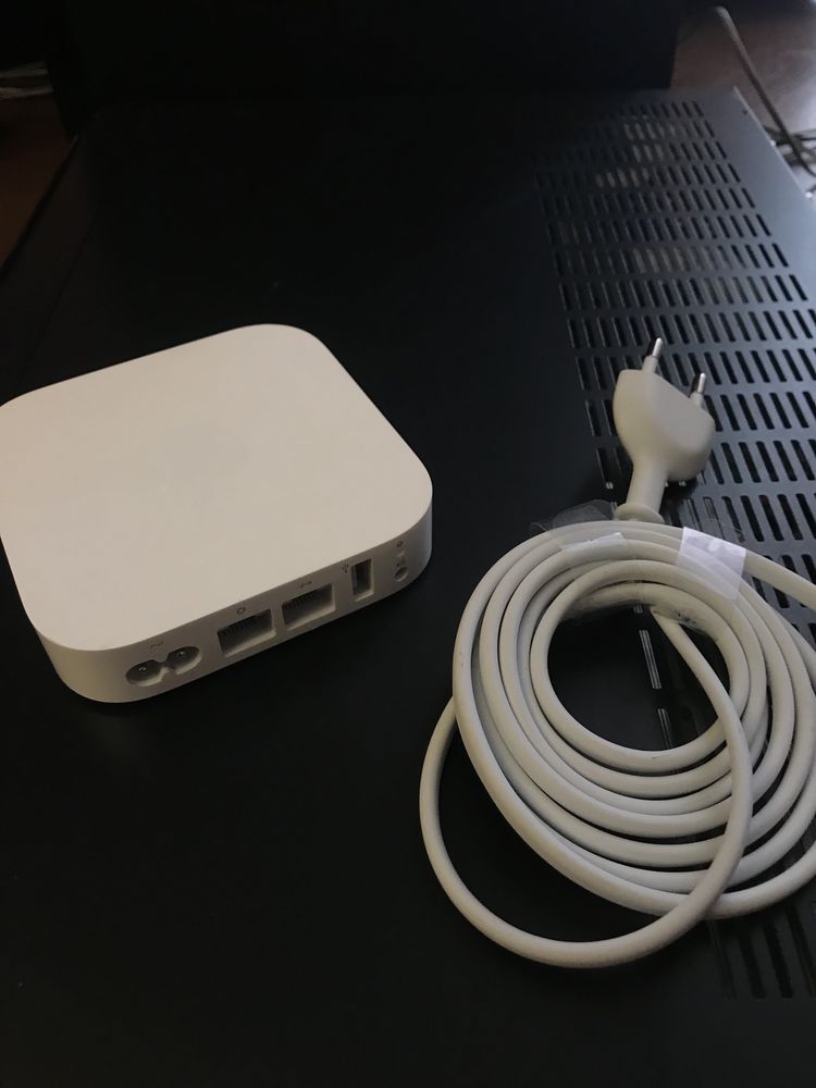 Маршрутизатор Apple AirPort Express A1392