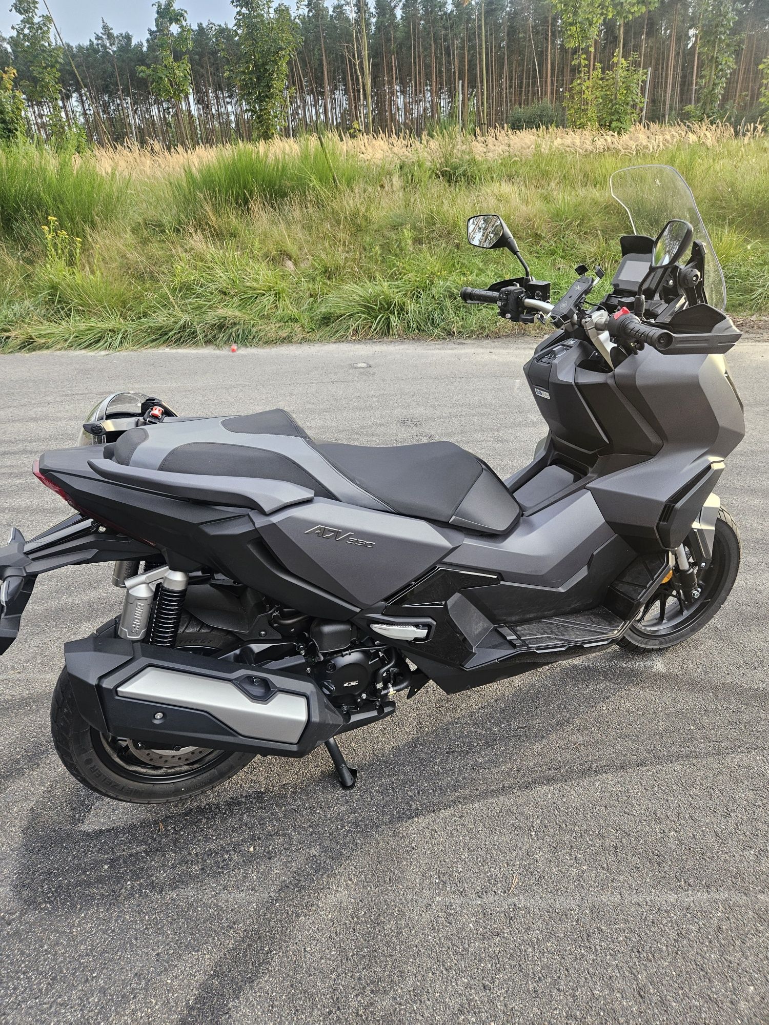 Honda adv 350 Polski Salon