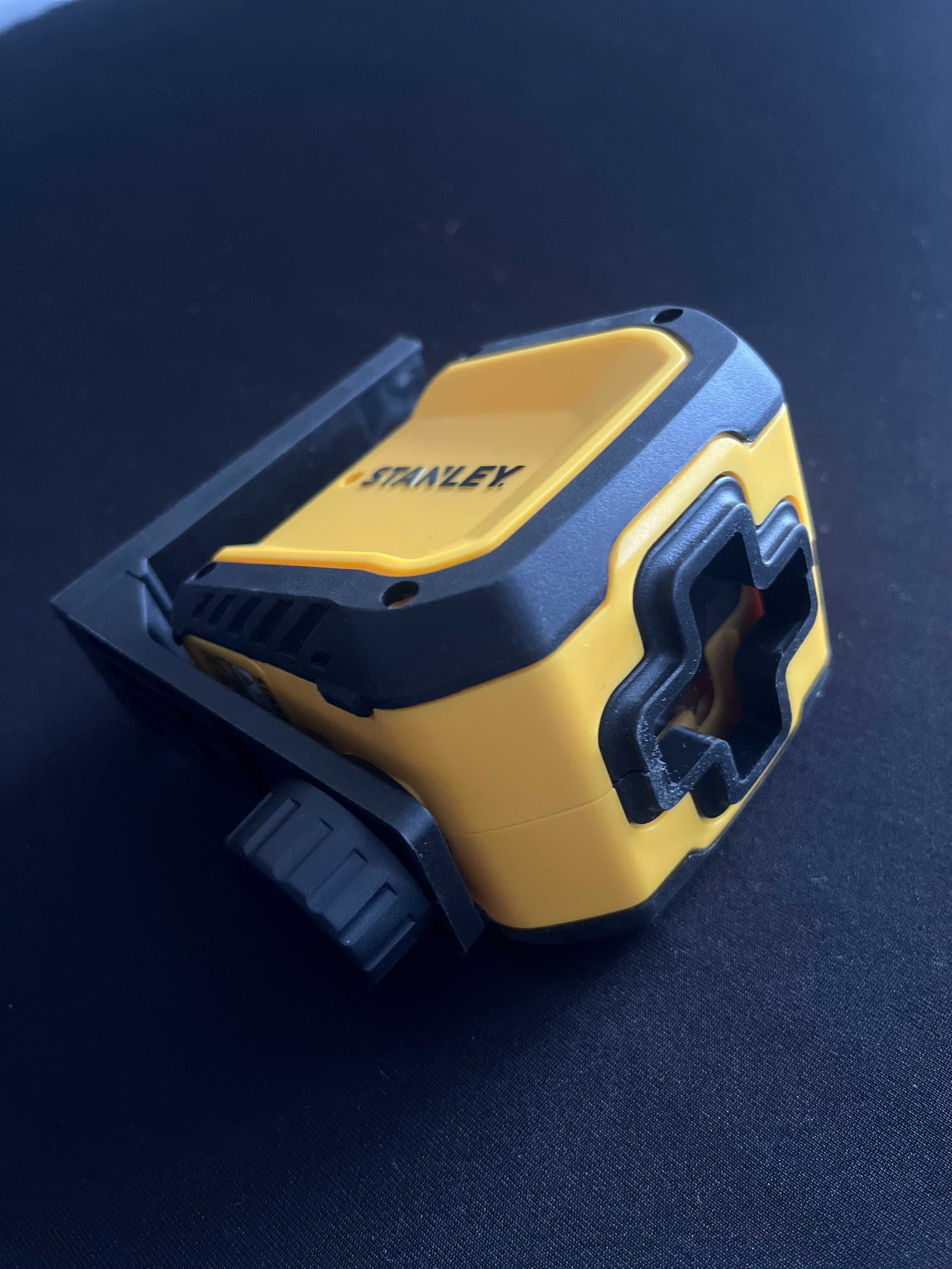 Laser krzyżowy Stanley