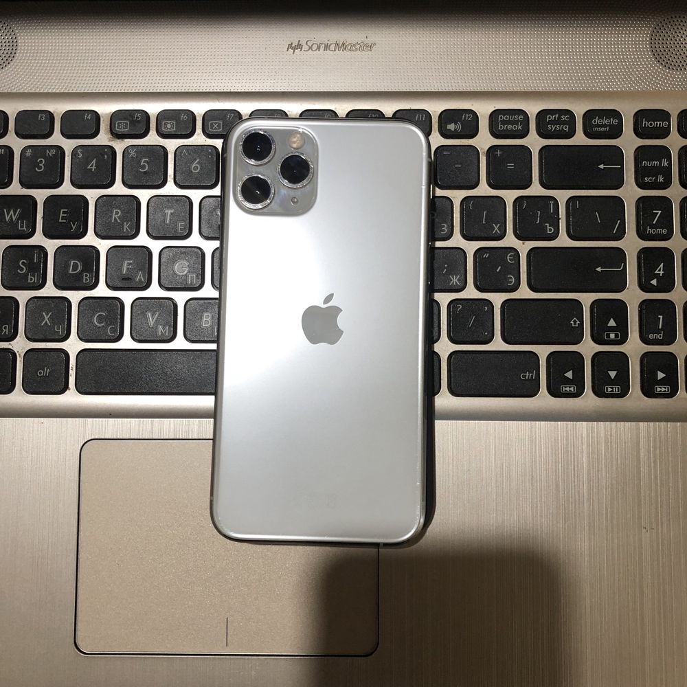 IPhone 11 Pro  Silver на запчасти