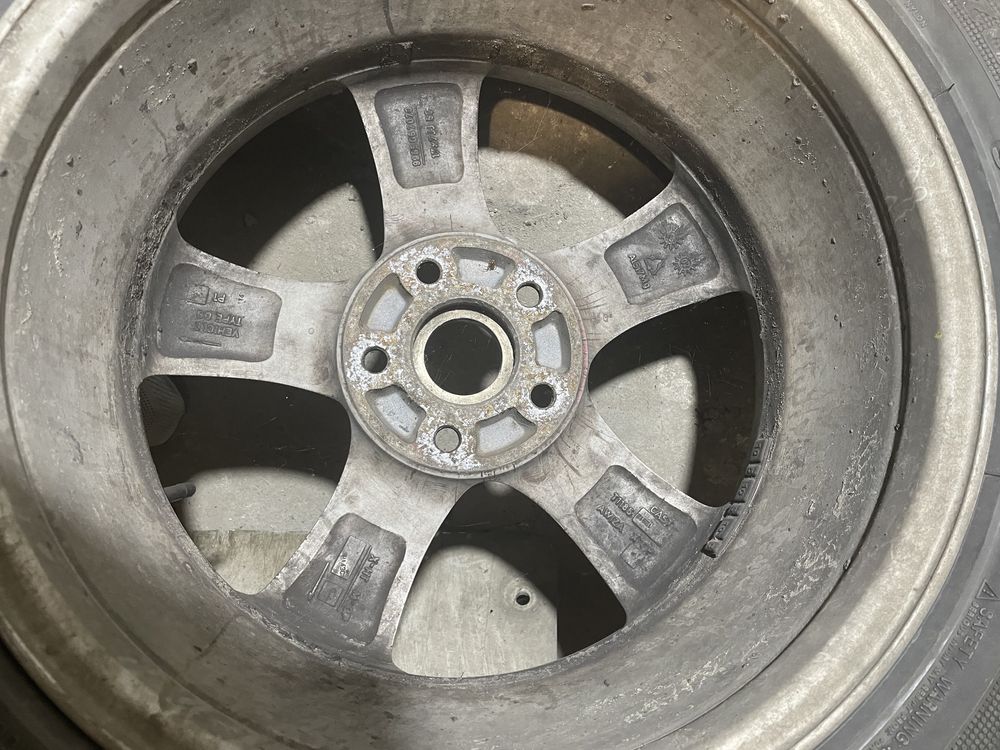 Продам R17 5x114.3