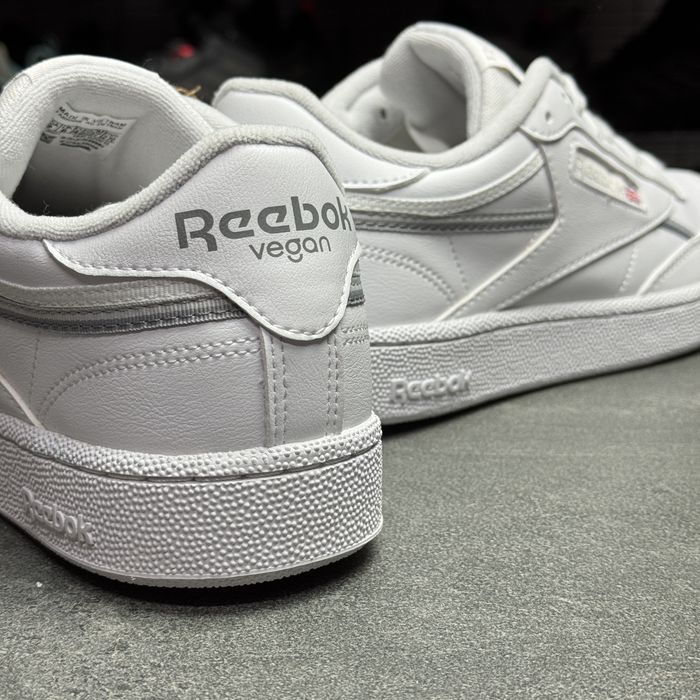 Білі кросівки Reebok Club C 85 Vegan GZ0915 ОРИГІНАО 100% 42 р