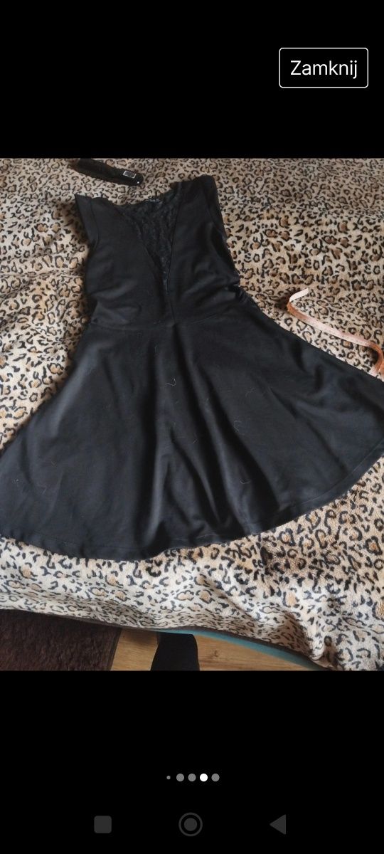 Czarna sukienka 38